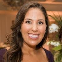 Kelly Cheek's Instagram, Twitter & Facebook