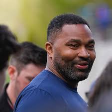 Patriots Pick Up Rookie Pass-Rusher Following Minicamp