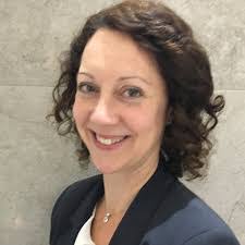 Julie Mount's Instagram, Twitter & Facebook