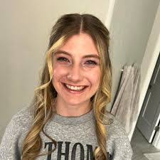 Stacy Voss's Instagram, Twitter & Facebook