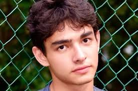 Penonton Dibuat Jatuh Cinta dengan Peran Harry Asmara Gen Z, Inilah Profil  dan Perjalanan Karir Harry Vaughan