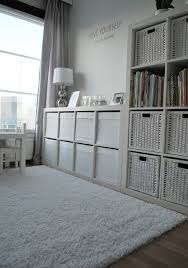 Lager Haus Dekoration Mobel Kleiner Raum L In 2020 Diy Bedroom Storage Simple Home Decoration Ikea Kallax Shelf