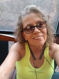 Linda Bentley, Shani Coen, Dana Coen, Michelle Bentley, and Brenda Bentley