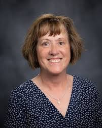 Amber Tietz's Instagram, Twitter & Facebook