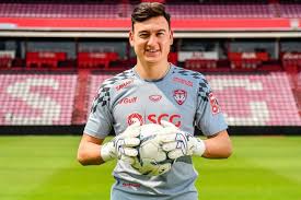 Sau thời gian cân nhắc, ban huấn luyện đt việt nam đã đưa ra quyết định thôi tập trung thủ thành đặng văn lâm cho chiến dịch vòng loại world cup 2022. Top Nhá»¯ng Cáº§u Thá»§ Ä'áº¹p Trai Nháº¥t Cá»§a Ná»n Bong Ä'a Viá»‡t Nam