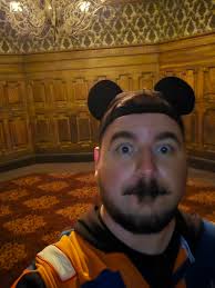 No Wait at Haunted Mansion in Disneyland