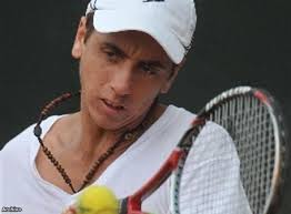 Roberto Quiroz juega hoy en Londres