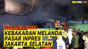Escorting mobil damkar sekaligus ngebantuin di tkp. 9bbwtdmacucmum