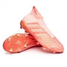 Locked in comfort, technology that aids touch, passing and shooting, and a lightweight feel that makes you wonder what more you'd actually. Adidas Predator 18 Cheap Online