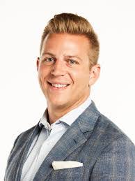 Kristin Mays's Instagram, Twitter & Facebook