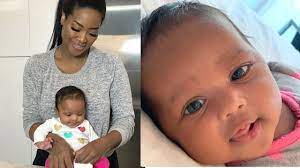 Kenya Moore Proudly Shows Off Baby Brooklyn After She Got Her Ears Pierced Kenyamoore Celebrityinsider Org Lifestyle Celebri Kenya Moore Ear Piercings Kenya