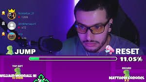 Javier Larios (@javierlarios84)