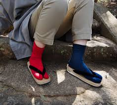 RED Tabi Socks - Made in Japan 3D knitting | Goenne