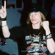 Pin De Abby Edmond Em Axl Rose Axl Rose Rock Classico Posteres De Rock