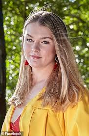 He has also been a contributing editor to vanity fair since 2009, writi. Moneyball Author Michael Lewis S Teenage Daughter Is Killed In A Head On Car Crash In California Australiannewsreview