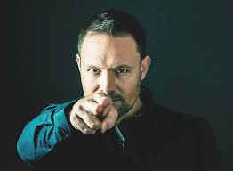 Leo Martin: Ex-Geheimagent, Kriminalist, Denkmuster, Handlungsmuster,  Kommunikation