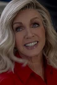 Rebecca Simms's Instagram, Twitter & Facebook