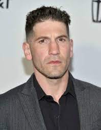 Since 2002, he has performed in over 30 … Jon Bernthal Grosse Gewicht Masse Alter Biographie Wiki