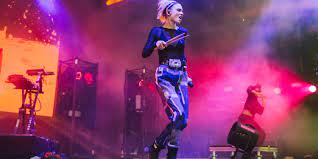 It marked her first album in over four years, since she released art angels. Watch Grimes Perform New Song 4aem At 2020 Game Awards Pitchfork