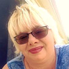 What was the donut shop in front of Kent Brown Chevrolet in the 70's?