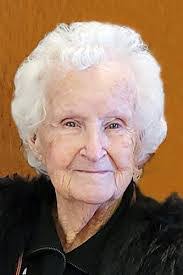 Wayne Wedge's Instagram, Twitter & Facebook