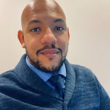 🎉 This month marks six years since I made the leap from digital marketing  into staffing. Before joining Mondo, I spent over a decade in digital —  creating content, leading social strategies,