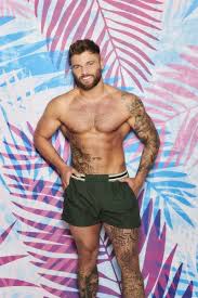 How to download app & when to vote. Love Island U K Cast Meet The Islanders