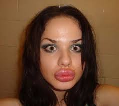 Я узнал что стало началом моды на "накаченные губы" | Пикабу