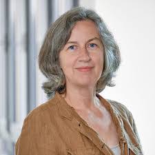 Andrea Schuster's Instagram, Twitter & Facebook