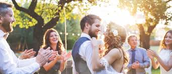 4.1 how much money is customary to give to the couple at weddings? 20 Innovative Wedding Gifts Ideas For The Bride And Groom