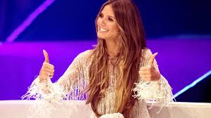 Germany's next topmodel (often abbreviated as gntm) is a german reality television series, based on a concept that was introduced by tyra banks with america's next top model. Heidi Klum Das Haben Sie Beim Gntm Finale Aus Dem Sessel Nicht Gesehen