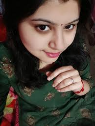 Let's have a bidding ￼auction at hosp fundraiser: highest bidder gets to  shoot EJ