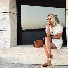 Erika choperena is a spanish child psychologist also famous as atletico madrid star antoine with tremendous wherewithal, choperena is living a lavish lifestyle. The Heeled Sandals Worn By Erika Choperena On His Account Instagram Eri Chope Spotern