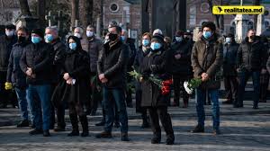 Rapoartele de activitate pe ultimii trei ani ale avocatului poporului, au fost respinse, marţi, în şedinţă comună de senatori şi deputaţi. Foto Avocatul Poporului Mihail Cotorobai A Fost Petrecut DuminicÄƒ 10 Ianuarie Pe Ultimul Drum Ziarul De GardÄƒ