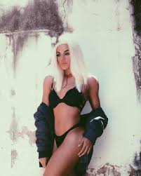 Every day, thousands of voices read, write, and share important stories on medium about pablo vittar. Pin Auf Pabllo Vittar