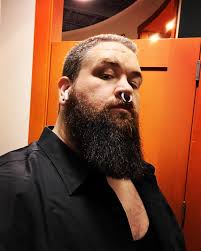 Chris Parsons (@chris.losingit) • Instagram photos and videos