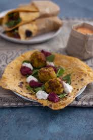 Wraps De Patate Douce Houmous De Betteraves Epinards Et Boulettes De Lentilles Corail En 2020 Houmous Betterave Puree Patate Douce Recette Wrap