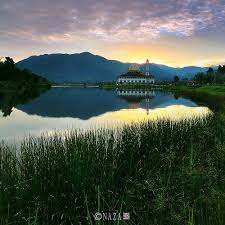 Tranquil In Dq Kkb Outdoors Adventure Camping Places Outdoor Adventure
