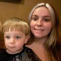 Donna Vandyke's Instagram, Twitter & Facebook