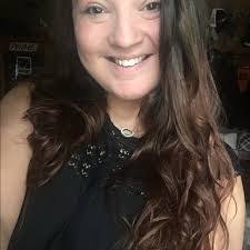 Jennifer Mydosh's Instagram, Twitter & Facebook