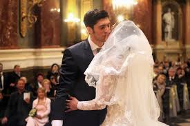 Maybe you would like to learn more about one of these? Ilyen Egy Igazi Cirkuszi Eskuvo Fotok Nlc