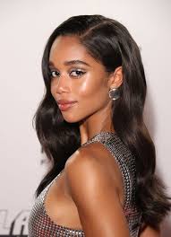 Red carpet bun models are also collected in calm, unadorned looking buns are preferred. 30 Easy Wedding Hairstyles Straight From The Red Carpet