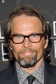 Reparto de Puerta con puerta (película 2000). Dirigida por David Snedeker