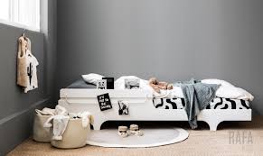 On the snow (sea, map) — на снегу (на море, на карте) on the bed (chair, head, back, shoulder) — на постели (на стуле, на голове, на спине, на плече). A Teen Bed Also For Your Toddler Rafa Kids