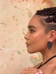 Detalles que convierten un look en un momento inolvidable🖤✨, ., Vestido  @bogara_mx , ., ., ., ., ., ., #michelleaccesorios #nuevacoleccíon  #pedreria #promqueen #graduación #jewelry #accesorios #fyp ...