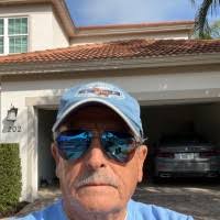 10+ "Daniel Veno" profiles