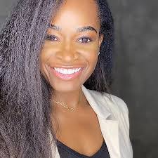 Candice Washington's Instagram, Twitter & Facebook