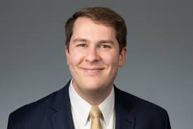 Ian Everhart's Instagram, Twitter & Facebook