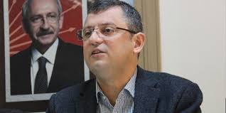 CHP'li Özel'den Kurtulmuş'a evrim teorisi tepkisi: Dedesine maymun diyen  yok!