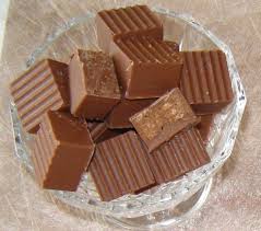 Le Bonbon Au Chocolat Au Lait Praline Recette Bonbon Chocolat Chocolate Bonbon Chocolat